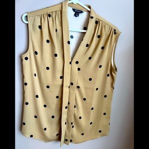 Free shipping! NWOT RW & Co size small